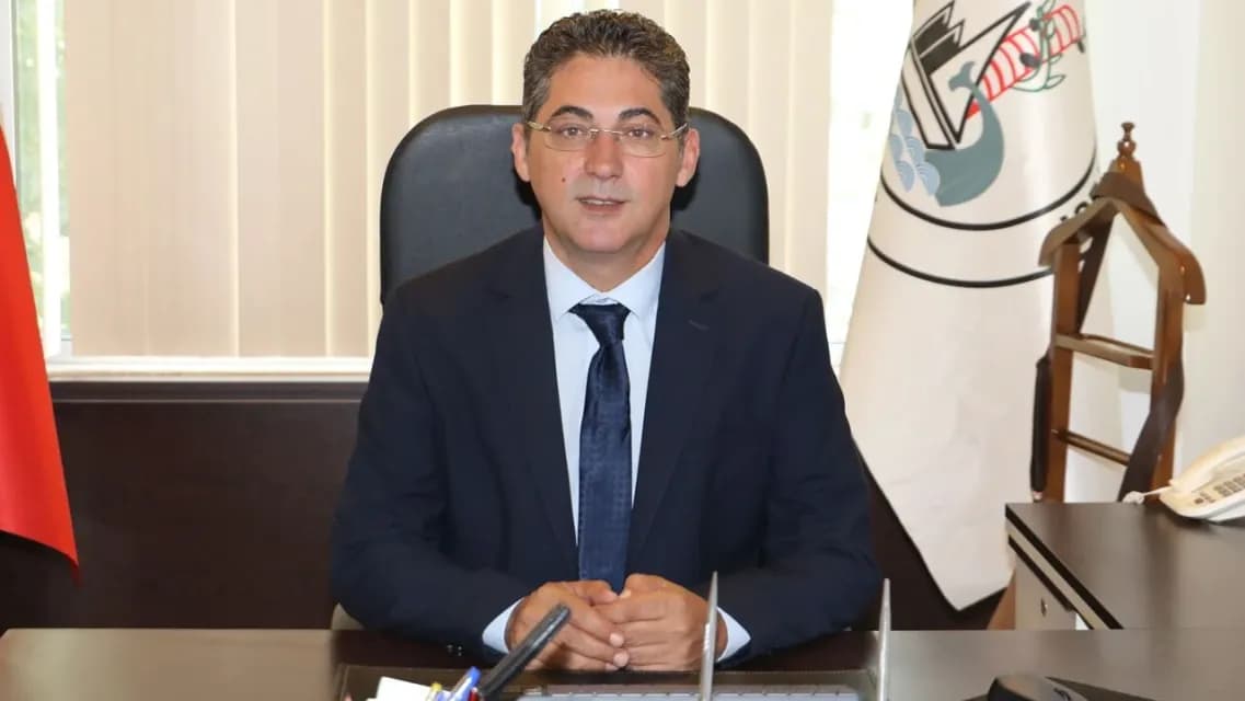 Oktay Erbalaban, kamu zararı iddiasıyla Burhaniye'den istifa etti