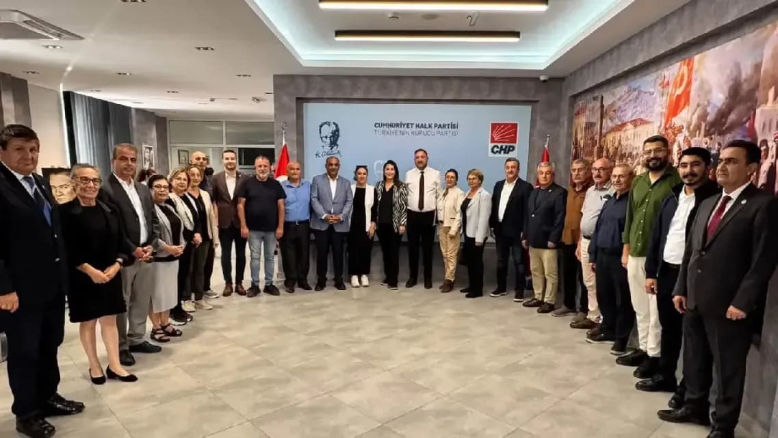 Gümrükçü’den Örgütlere "Birlik" Mesajı: "Birleşe Birleşe, Omuz Omuza Kazanacağız"
