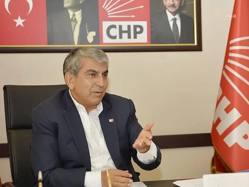 CHP'li Cemal Canpolat'tan Mersin Tepkisi: "Fon Soygununda Suçüstü Yakalanan İktidarın Gündem Değiştirme Hamlesidir"