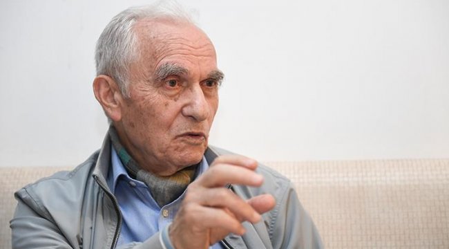 Eski Dışişleri Bakanı Yaşar Yakış Ankara'da hayatını kaybetti