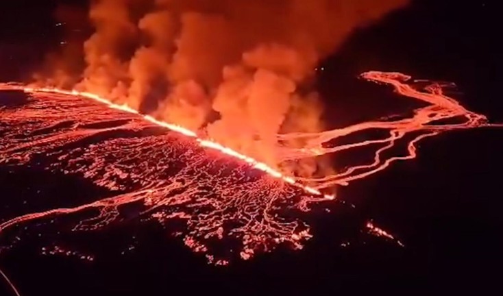 İzmir'i Bekleyen Tehlike: Deprem ve Tsunami Yeterli mi? Volkan Alarmı!